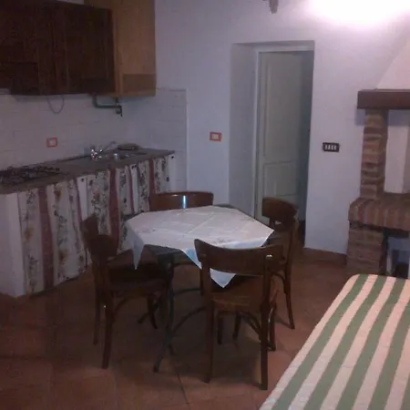 Borgo E Castello 苏韦雷托