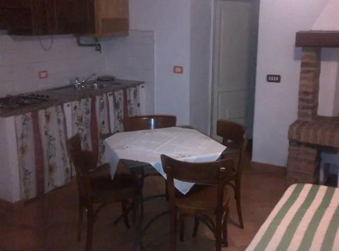 Borgo E Castello Suvereto