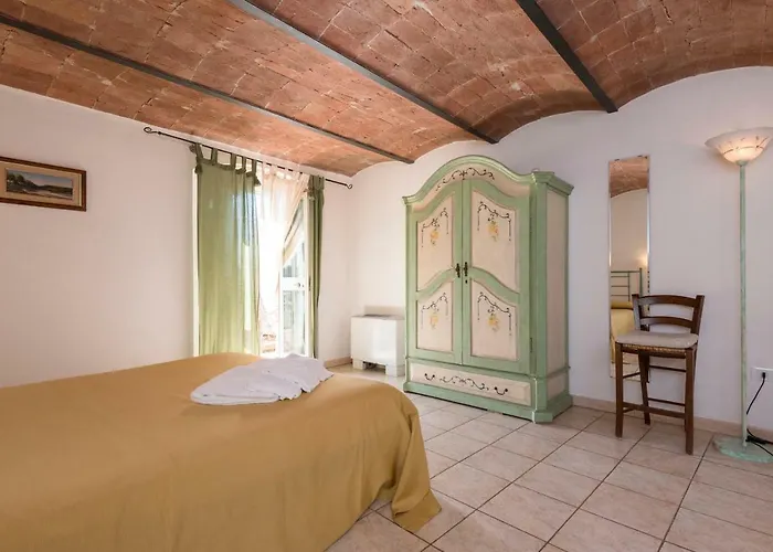 Borgo E Castello * Suvereto